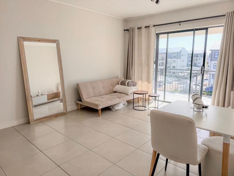 To Let 1 Bedroom Property for Rent in Sandown Western Cape